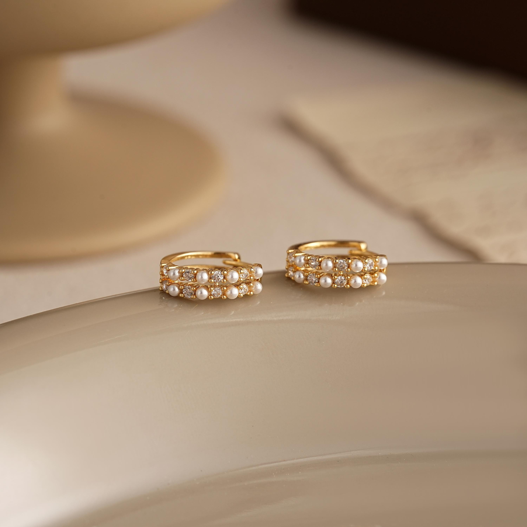 Diamond Pearl Earrings(2 PCS)