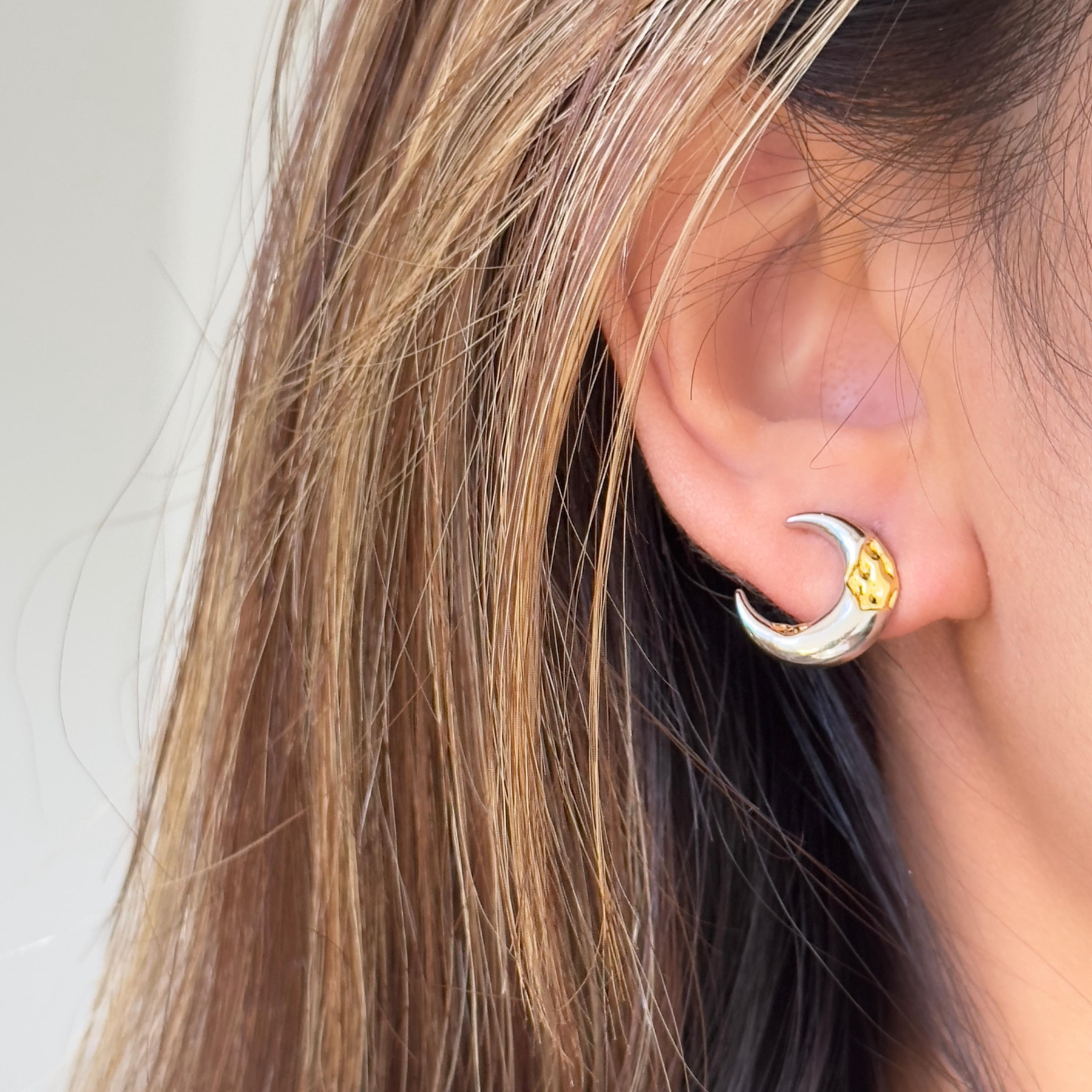 Mismatched Star and Moon Earrings (2 PCS)