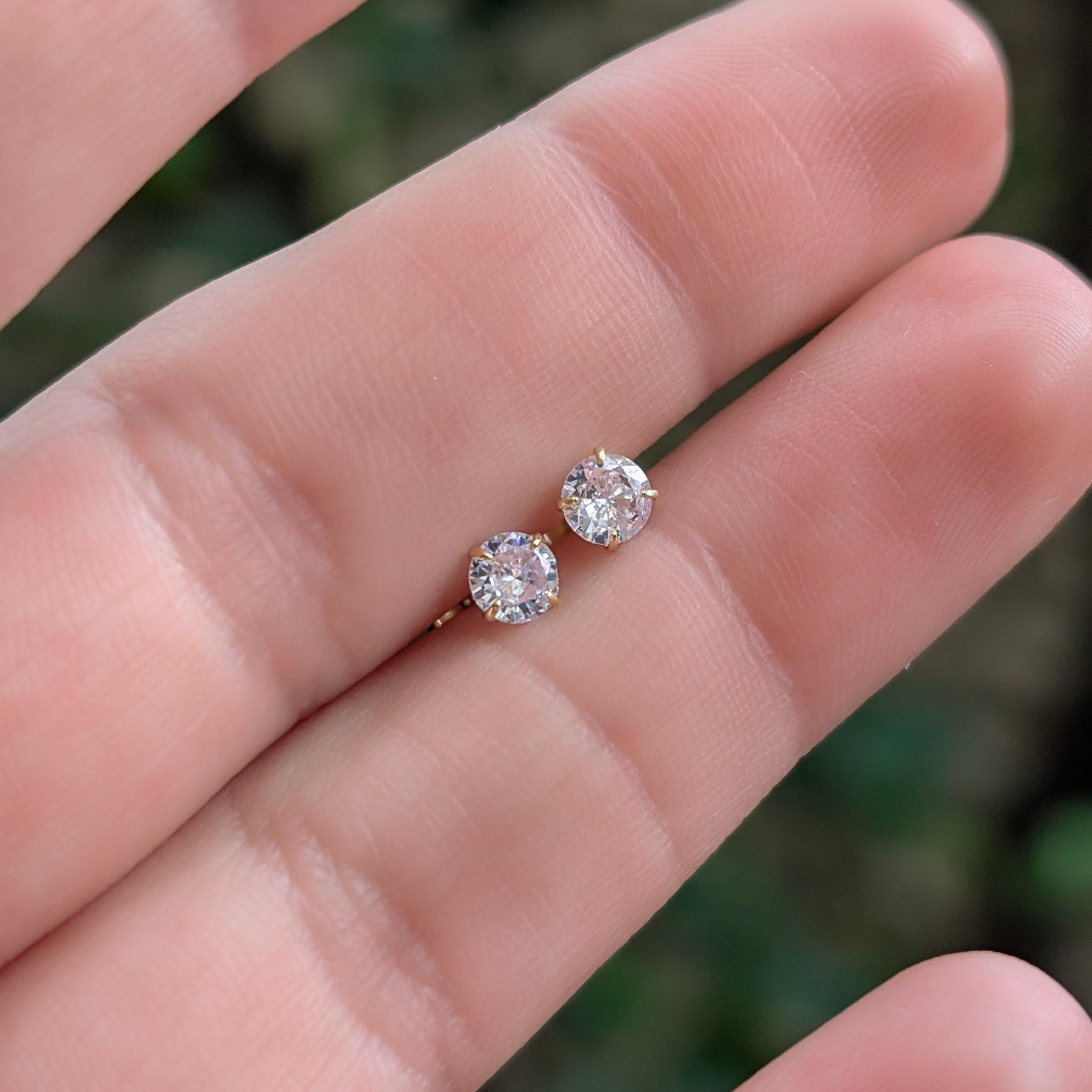 Classic Moissanite Stud Earring