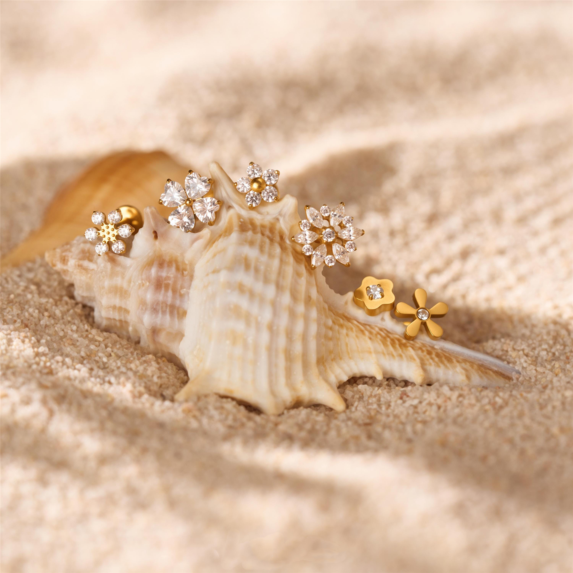 Titanium Flower Stud(1 PC)