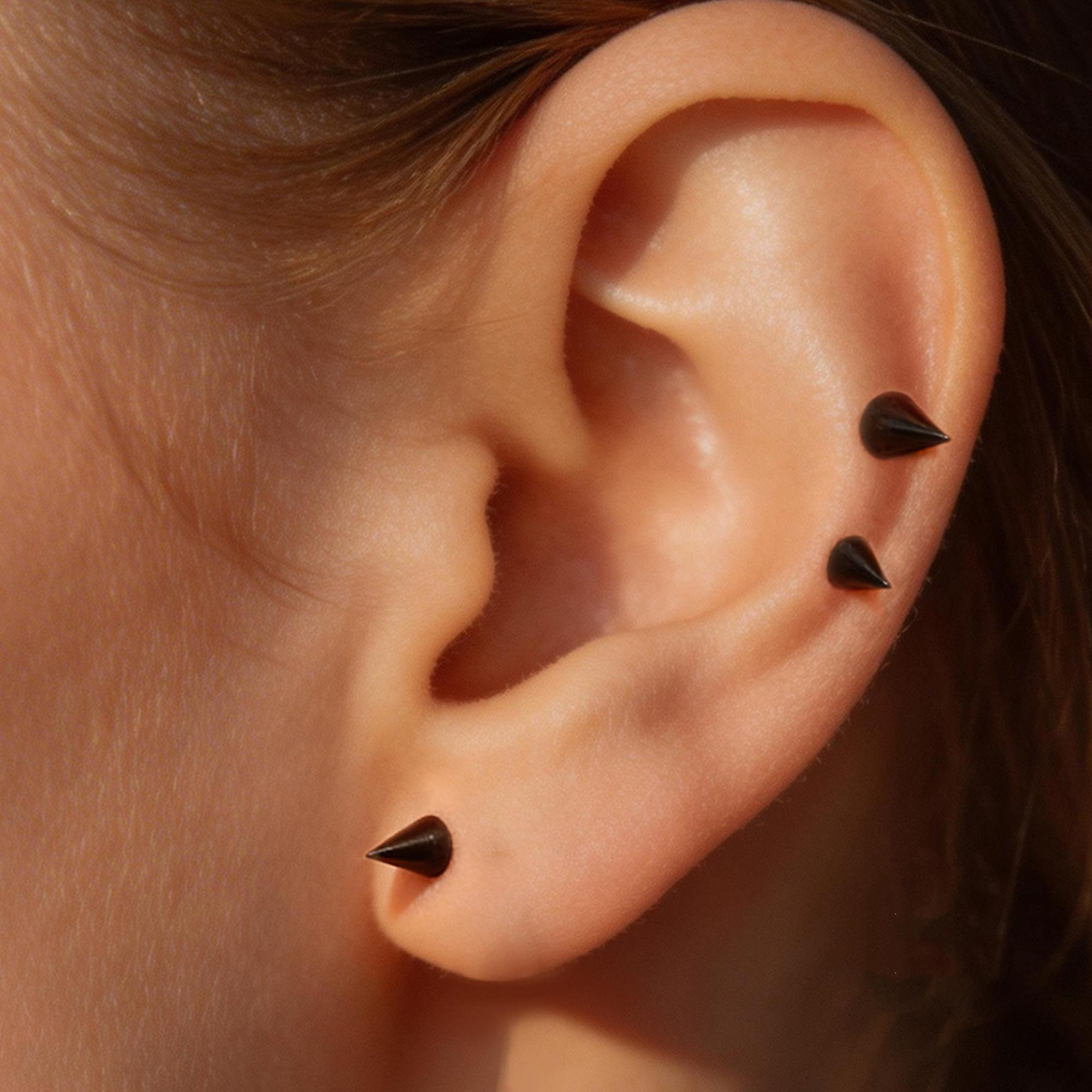 Spike Vertical Stud Earrings — Sharp Lines, Quiet Attitude
