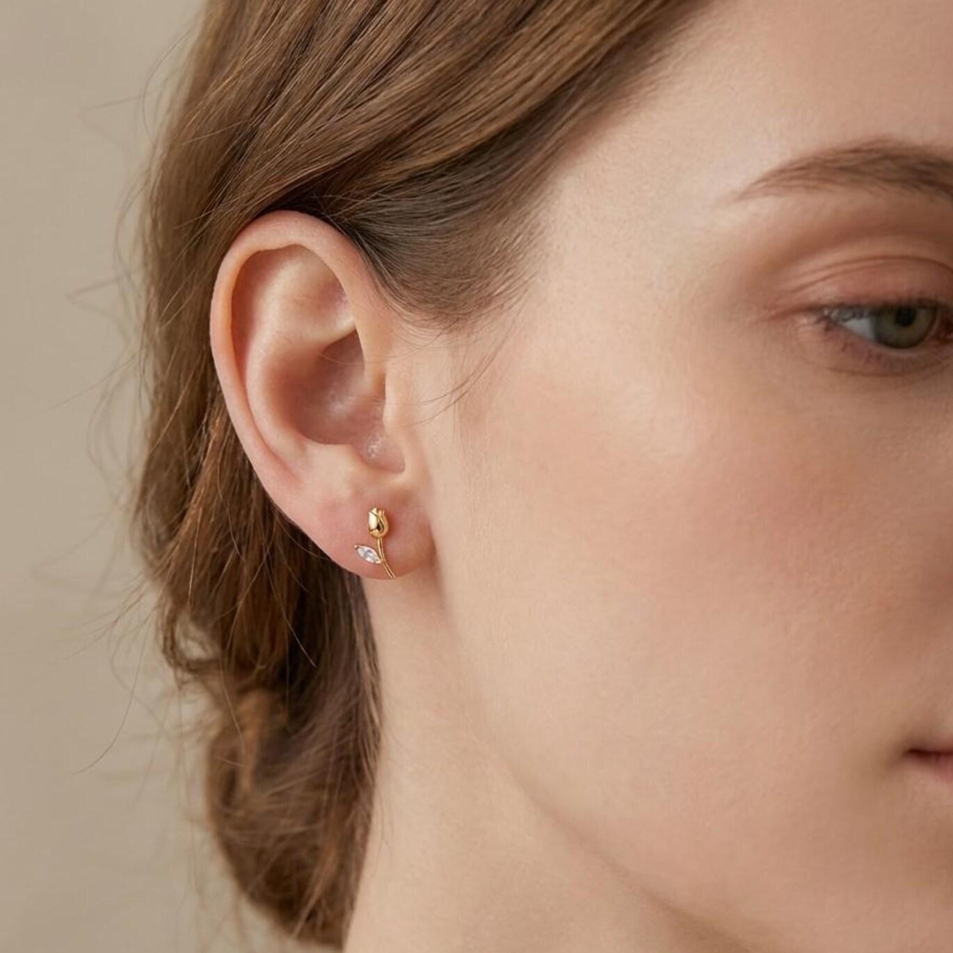 Sterling Silver Dainty Tulip Floral Stud Earrings (2 PCS)