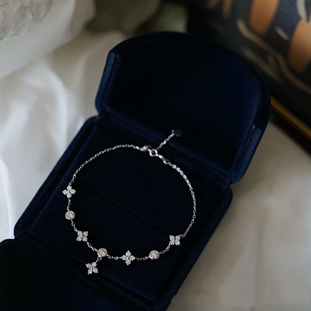 Lucky Clover Anklet