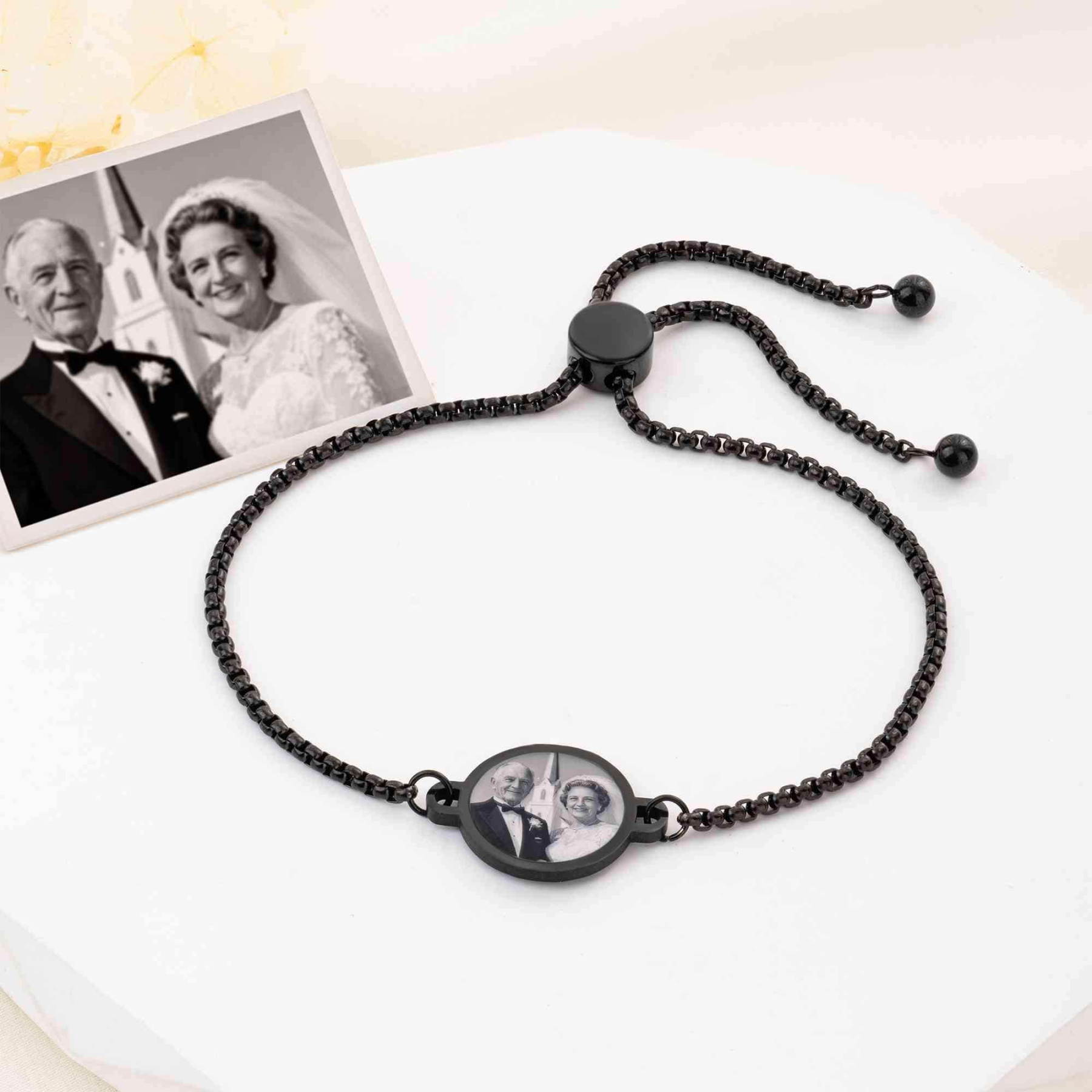 Personalized Heat-Reveal Photo Bracelet — Warmth Brings Memories to Life