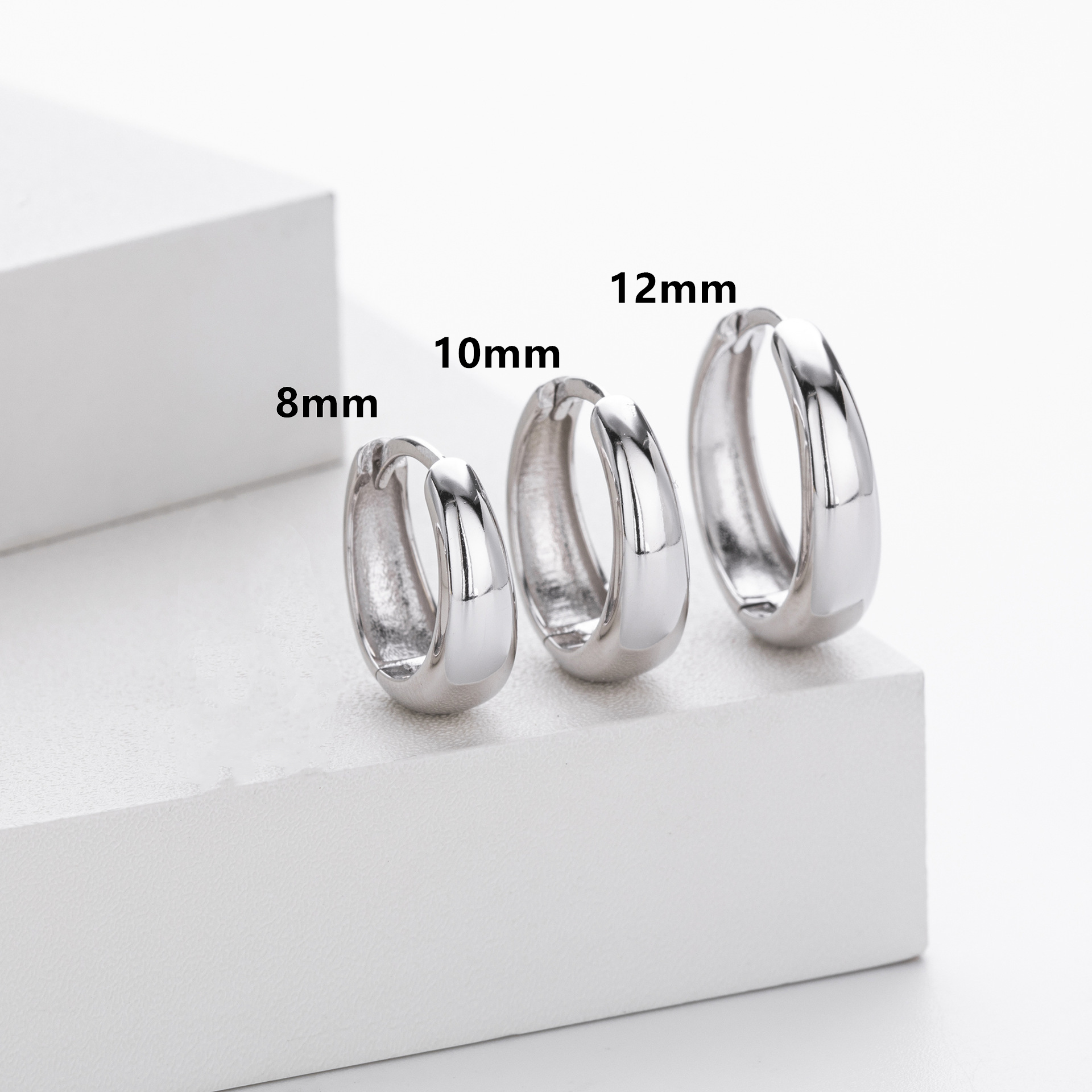Sterling Silver Chunky Dome Huggie Hoop Earring (1 PC)