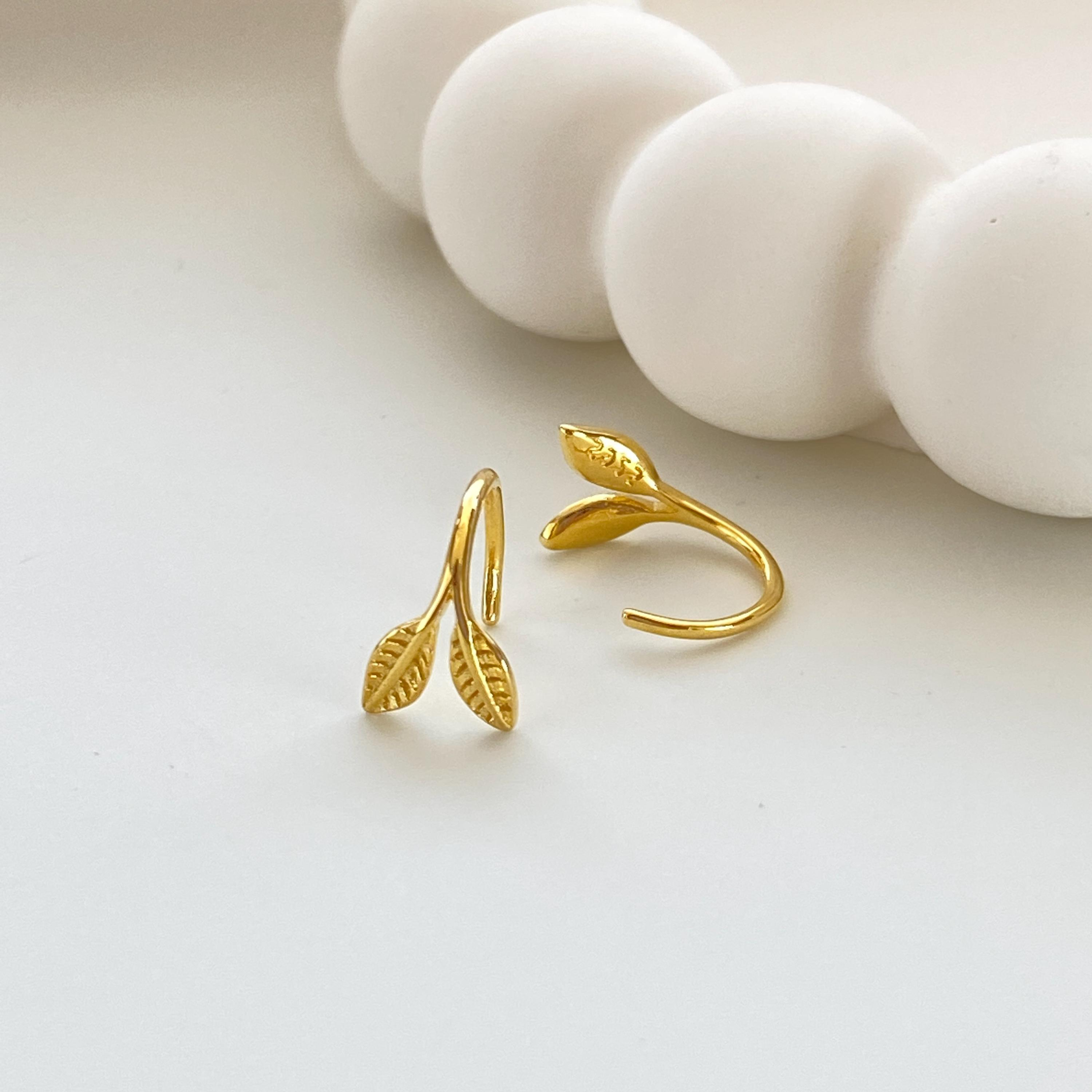 Dainty Gold Leaf Earrings (2 PCS)