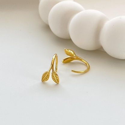 Dainty Gold Leaf Earrings (2 PCS)