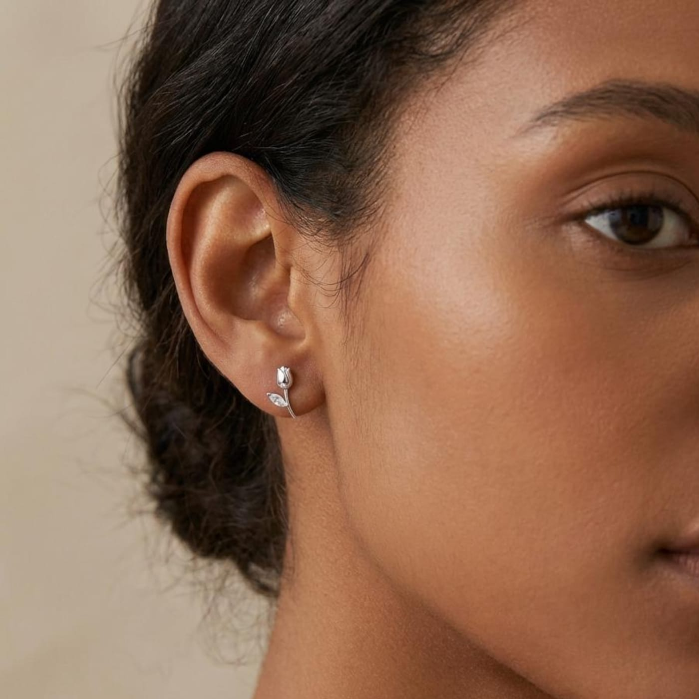 Sterling Silver Dainty Tulip Floral Stud Earrings (2 PCS)