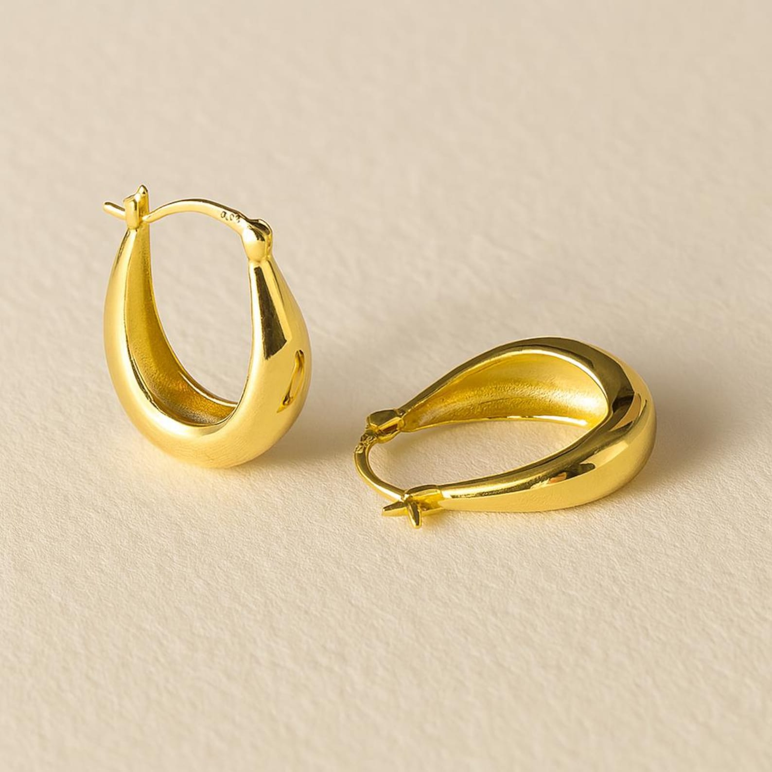 Sterling Silver Teardrop Earrings (2PCS)