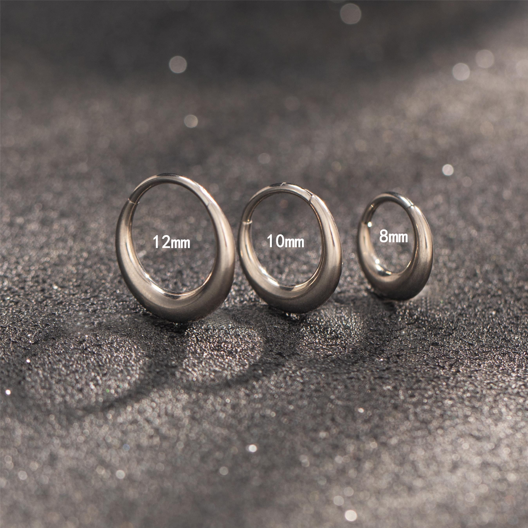 Chunky Seamless Hinged Hoop Earring