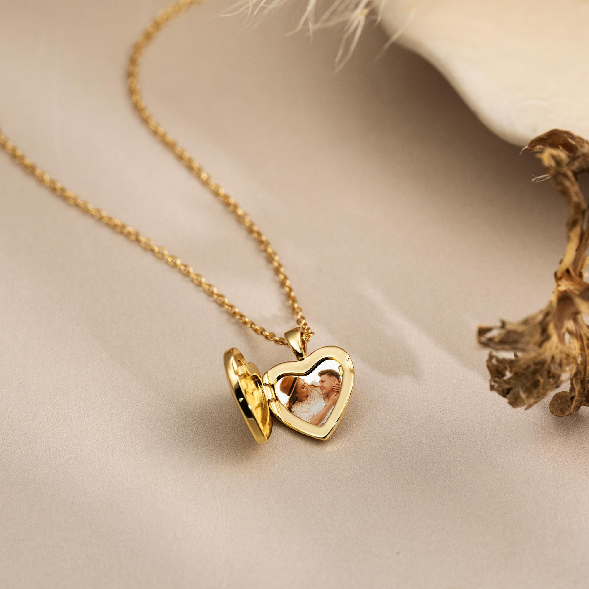 Personalized Photo Locket Necklace — Forever Close to My Heart