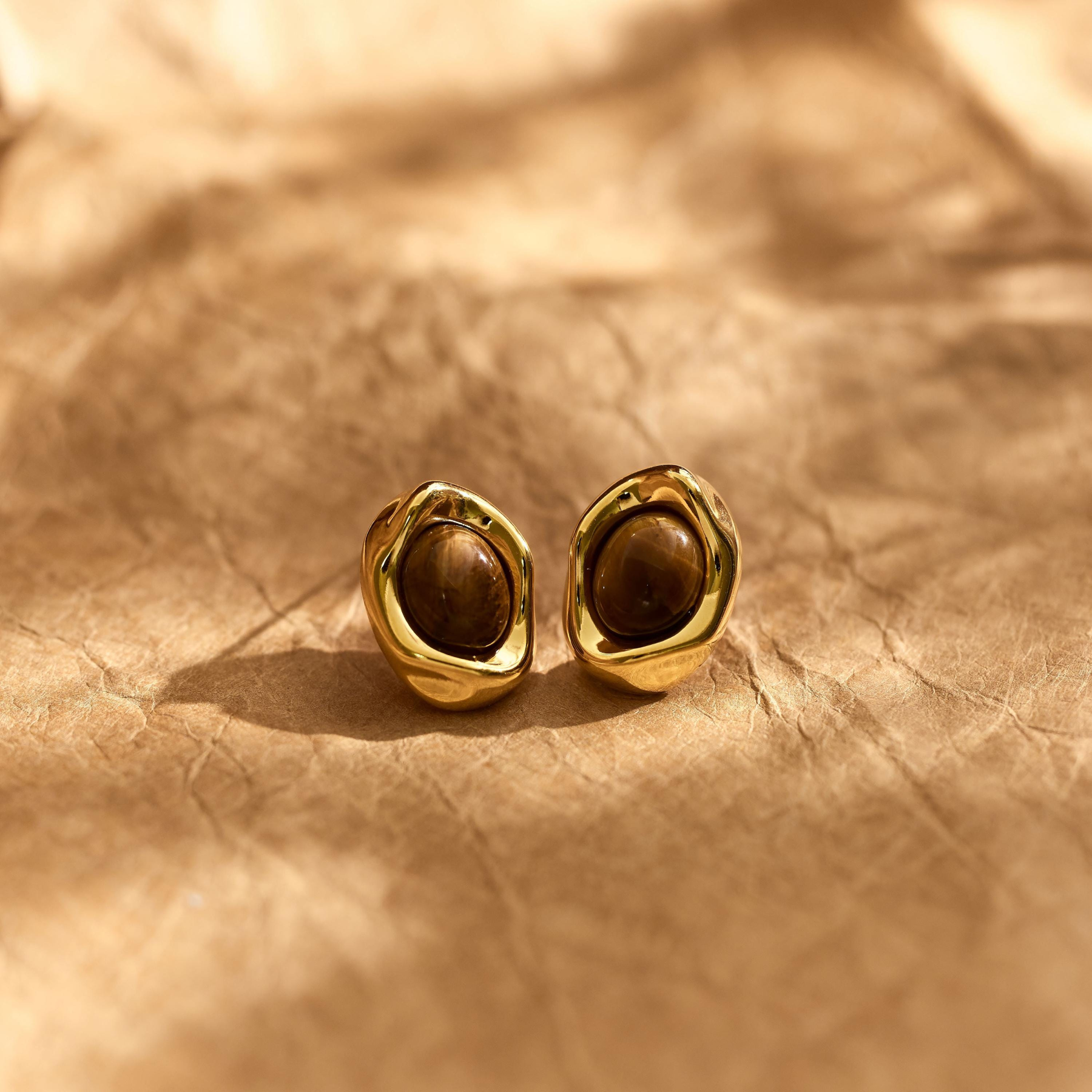 Tiger Eye Stud Earrings — Warm Vintage Glow