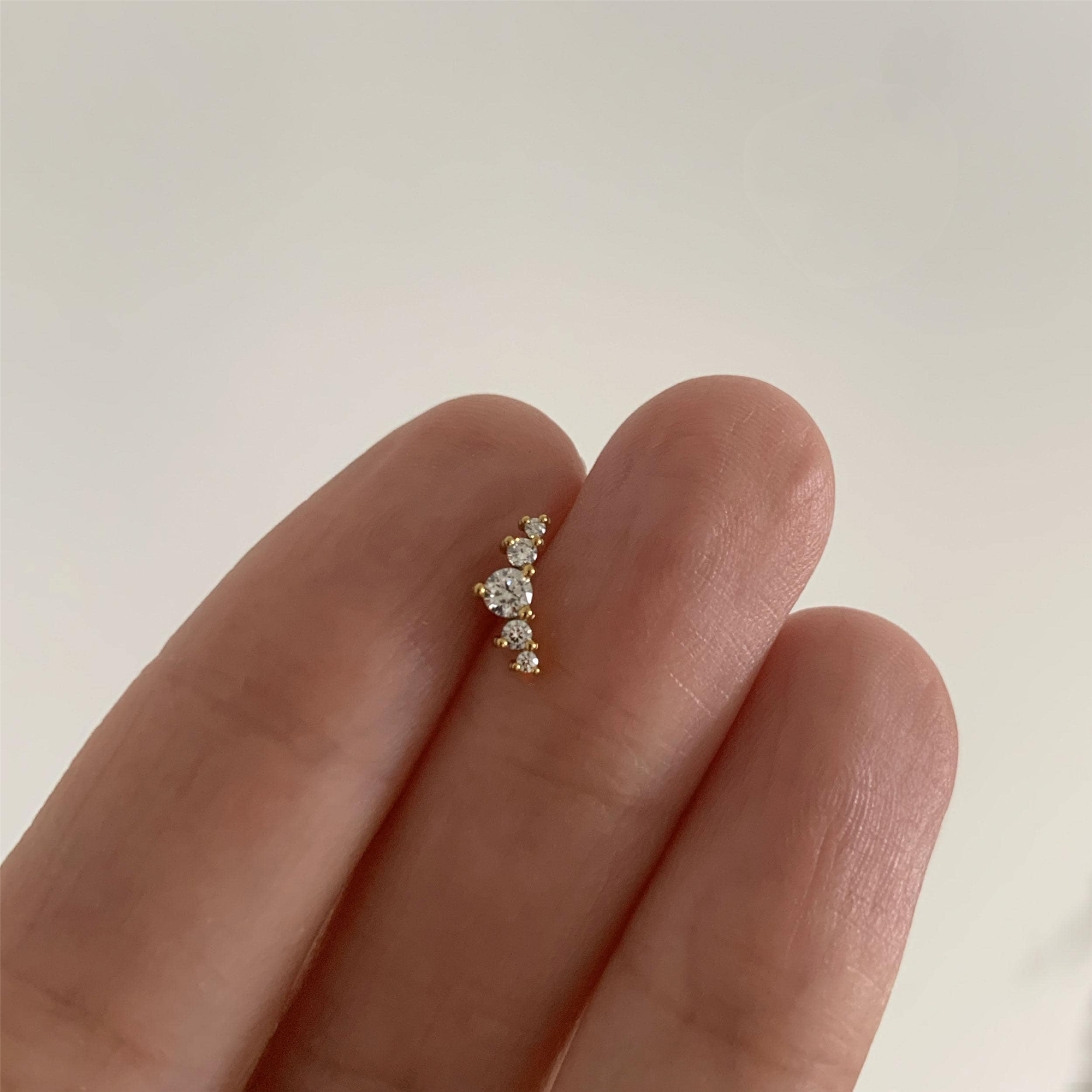 Sterling Silver CZ Climbing Threaded Lip Stud (1 PC)