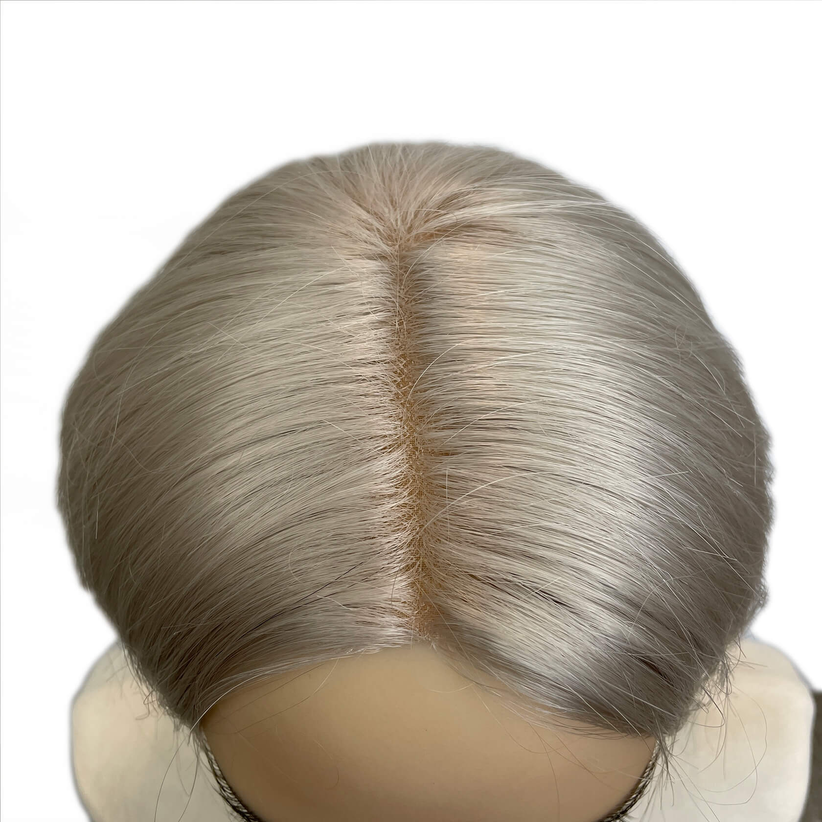 Synthetic wigs, including matte synthetic hair, are suitable for both daily and medical use.