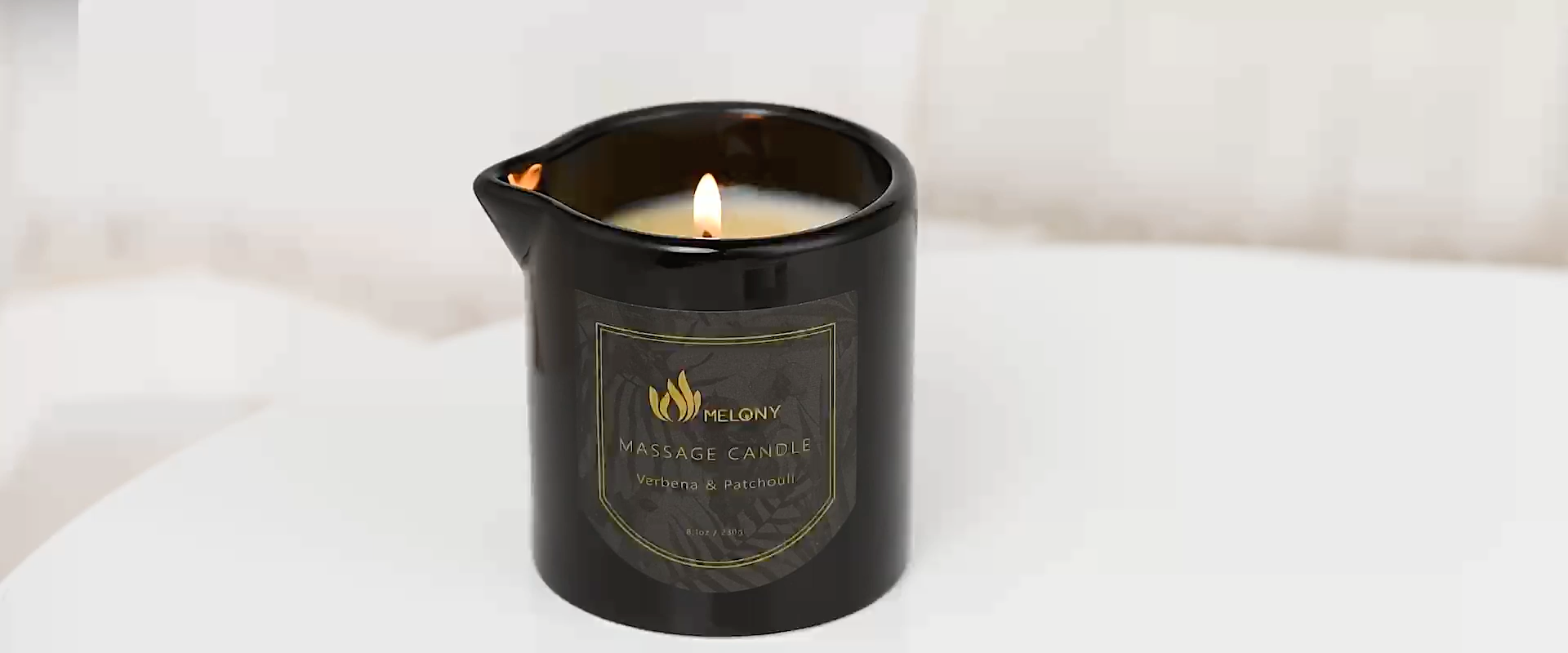 PINEAPPLE RUM | MELONY SOY MASSAGE CANDLE | 8.1OZ / 230G
