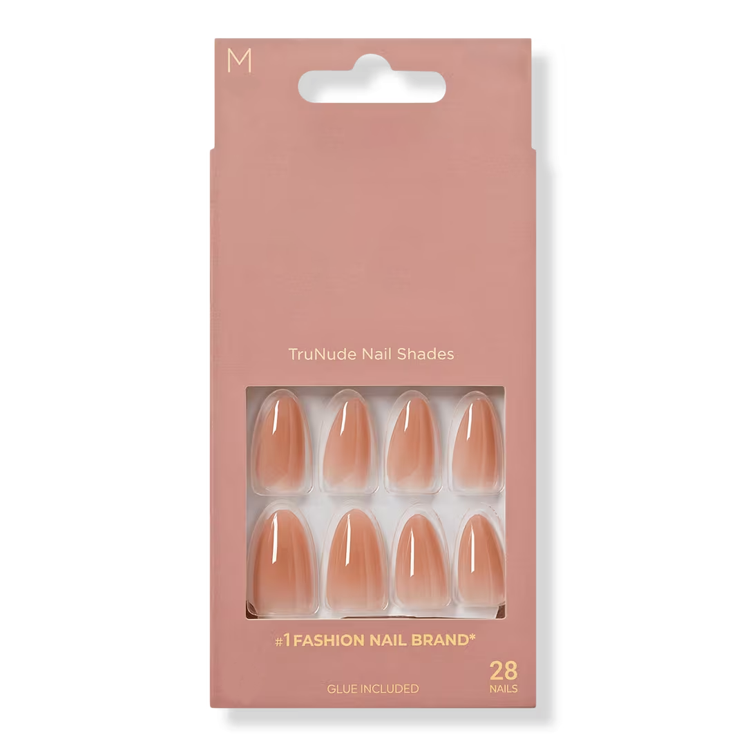 Bare but Better Nude Nails——Champagne Nude