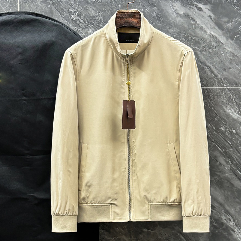 2025 New Waterproof Dustproof Lightweight Comfortable Men's Casual Trench Coat Jacket