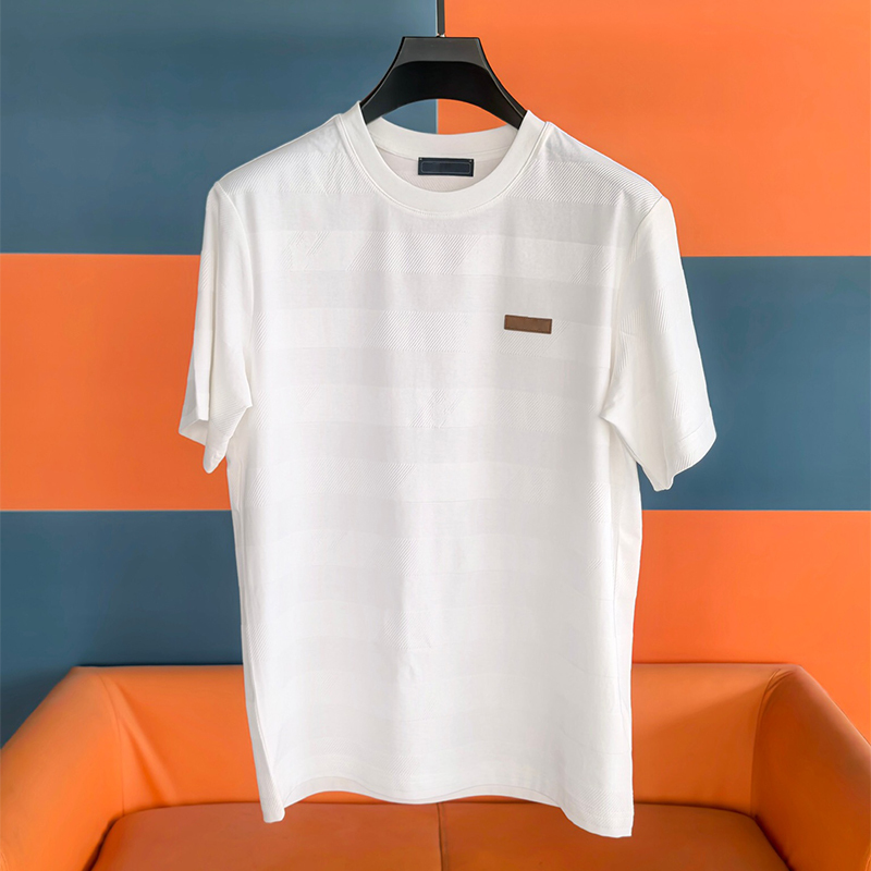 2025 New Arrival Smooth & Soft Breathable Jacquard Fabric Round Neck Short Sleeve T-Shirt with Fashionable Line Design