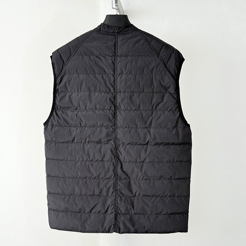 Quilted Stand Collar Puffer Vest – Lightweight Padded Men's Gilet with Modern Fit and Everyday Comfort