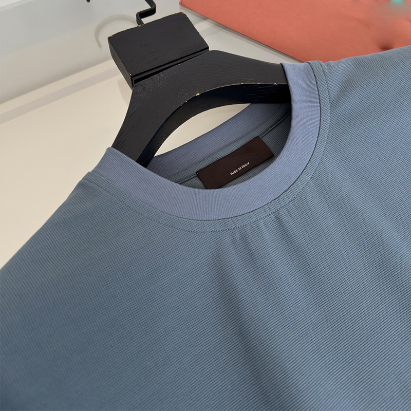 2025 New Cotton Men's Casual Round Neck Short Sleeve T-Shirt, Comfortable Breathable Relaxed Fit with Front Chest Pocket