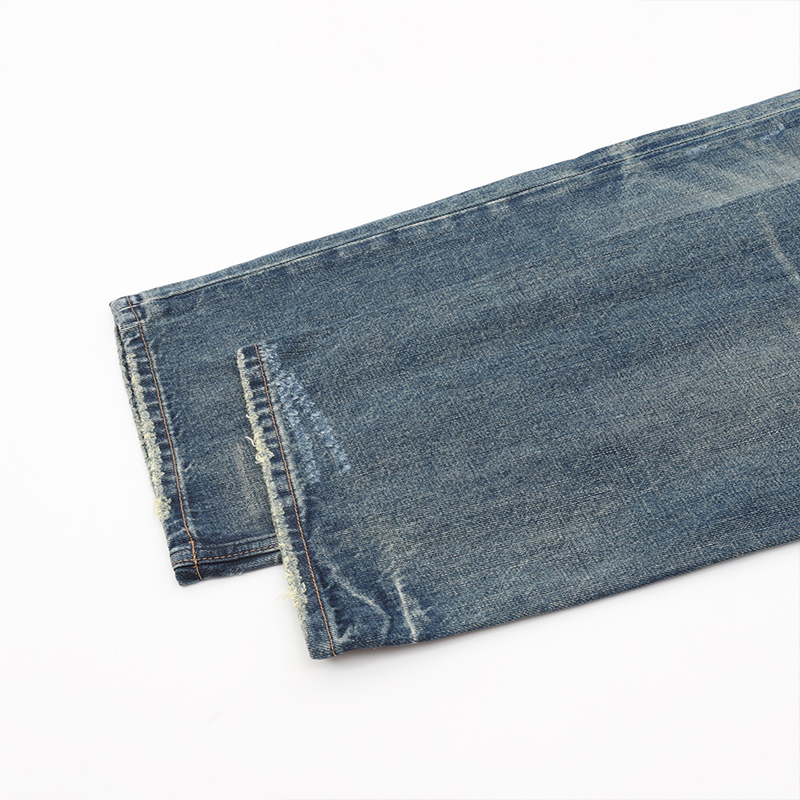 Blue Distressed Jeans – Premium Men's Denim with Vintage Wash and Modern Casual Style