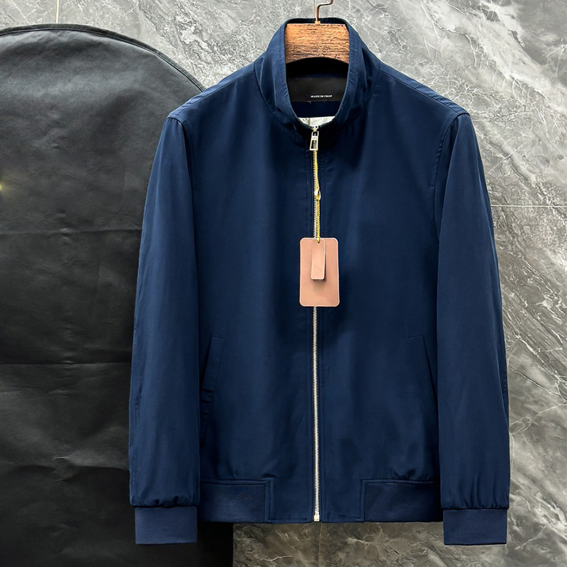 2025 New Waterproof Dustproof Lightweight Comfortable Men's Casual Tre