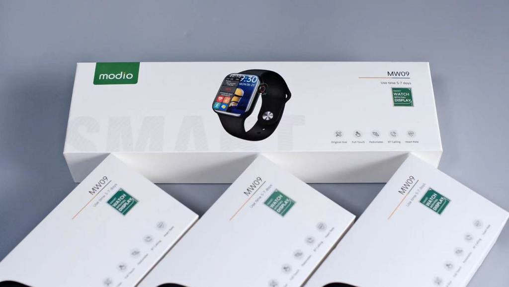 Modio MW09 Fashion Smart Watch with Full Display