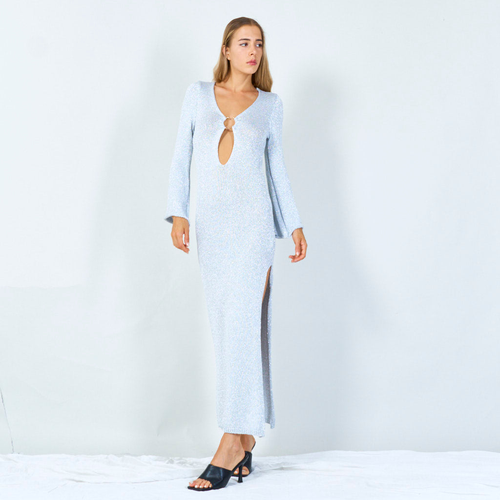 Elegant ring-detail knit maxi dress