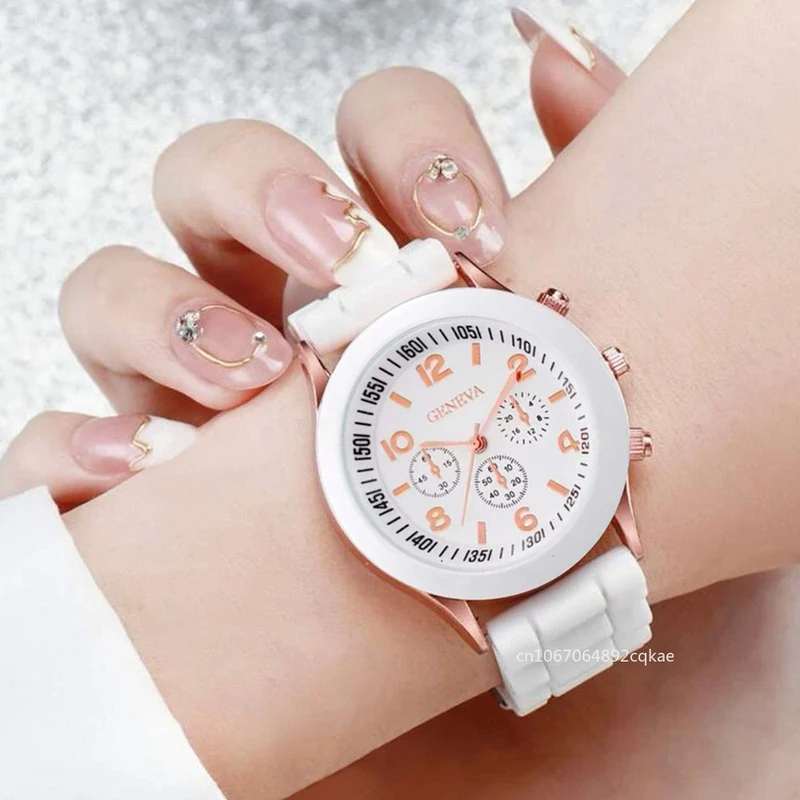 4PCs new luxury women's watch fashion luxury elegant alloy wristwatch PU leather strap couple watch quartz holiday gifts no box