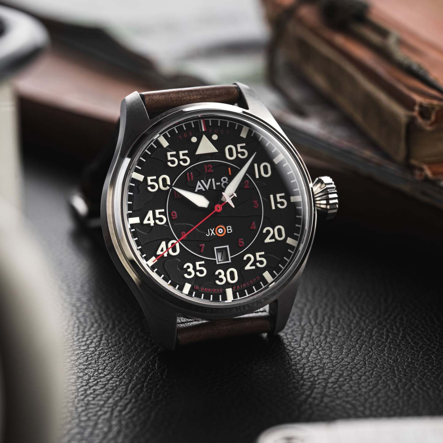 AVI-8 Hawker Hurricane Clowes Automatic Black Brown-TIME.SHOP
