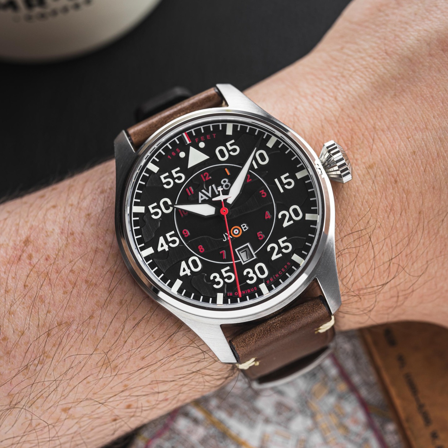 AVI-8 Hawker Hurricane Clowes Automatic Black Brown-TIME.SHOP