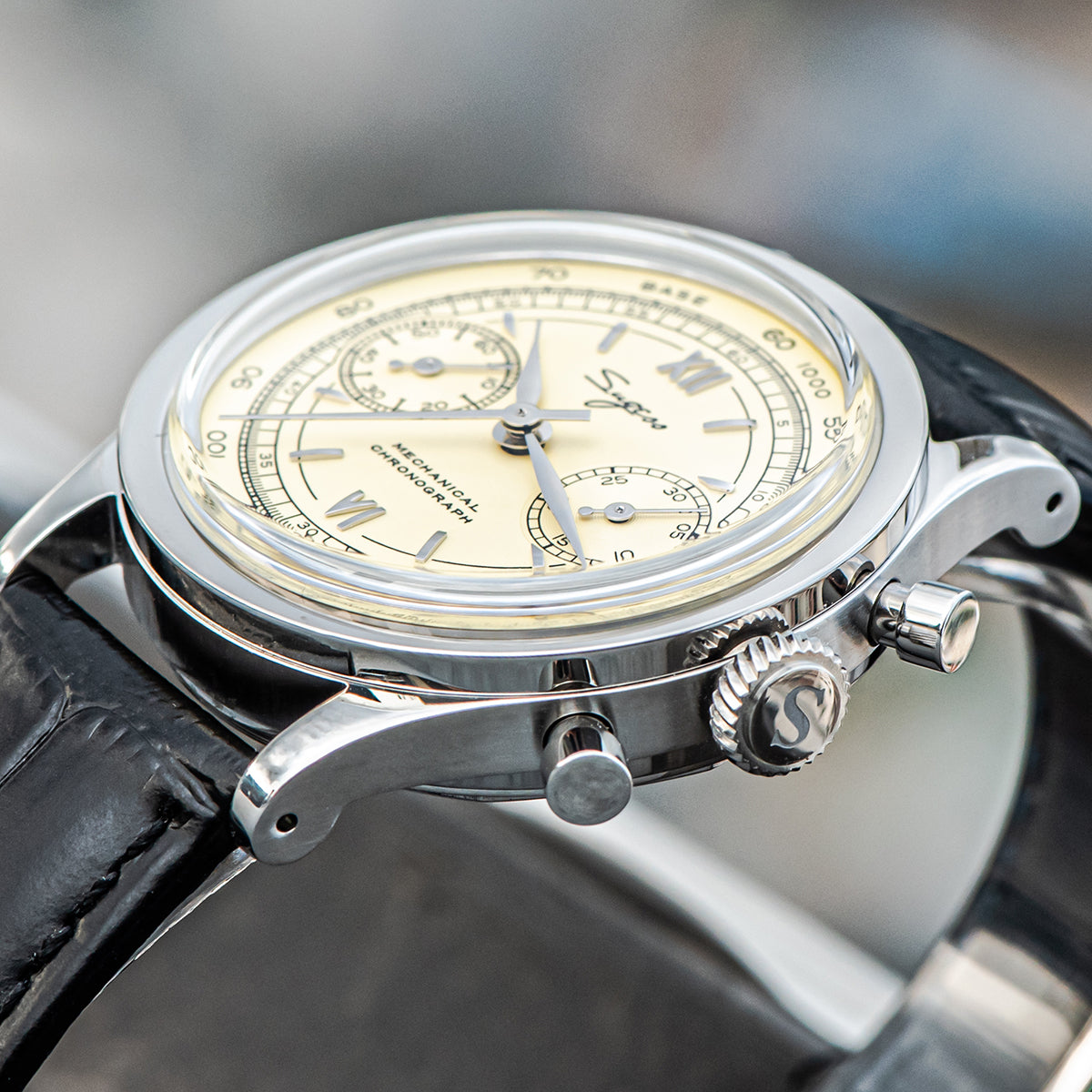 Chrono Heritage 411 SU1901CS Creamy Dial-TIME.SHOP