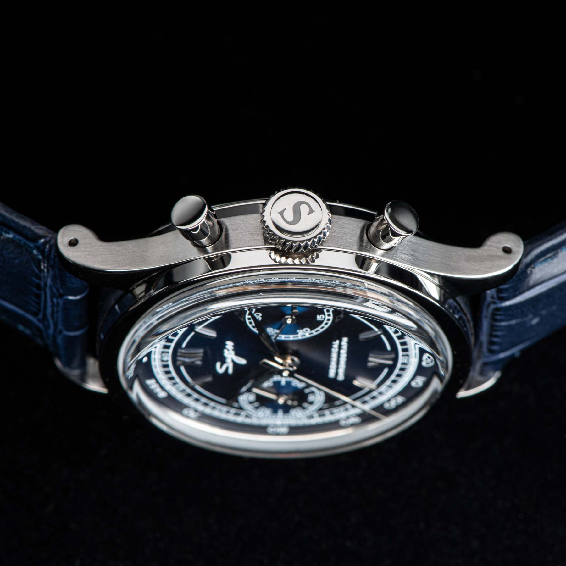Chrono Heritage 411 SU1901DBS Deep Blue Dial-TIME.SHOP