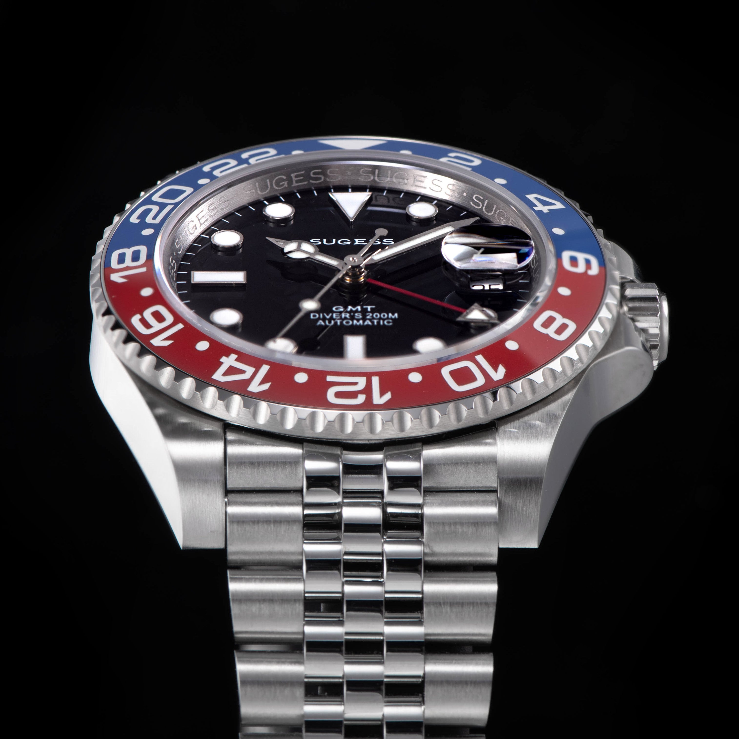 GMT DIVER'S SU126710BLRO V2 Red & Blue Bezel-TIME.SHOP