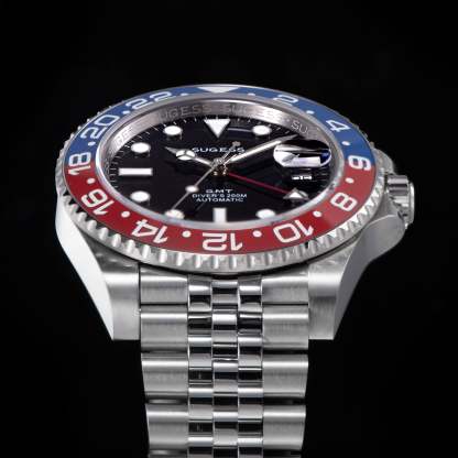 GMT DIVER'S SU126710BLRO V2 Red & Blue Bezel-TIME.SHOP