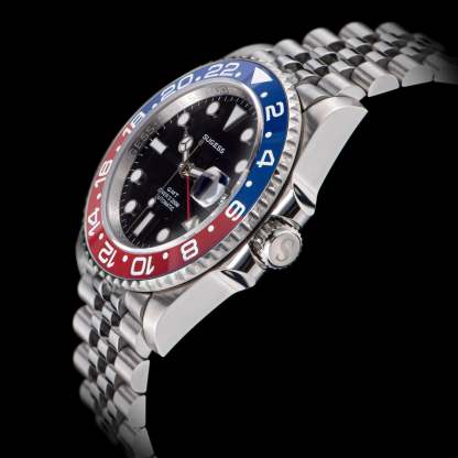 GMT DIVER'S SU126710BLRO V2 Red & Blue Bezel-TIME.SHOP