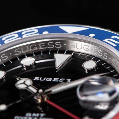 GMT DIVER'S SU126710BLRO V2 Red & Blue Bezel-TIME.SHOP