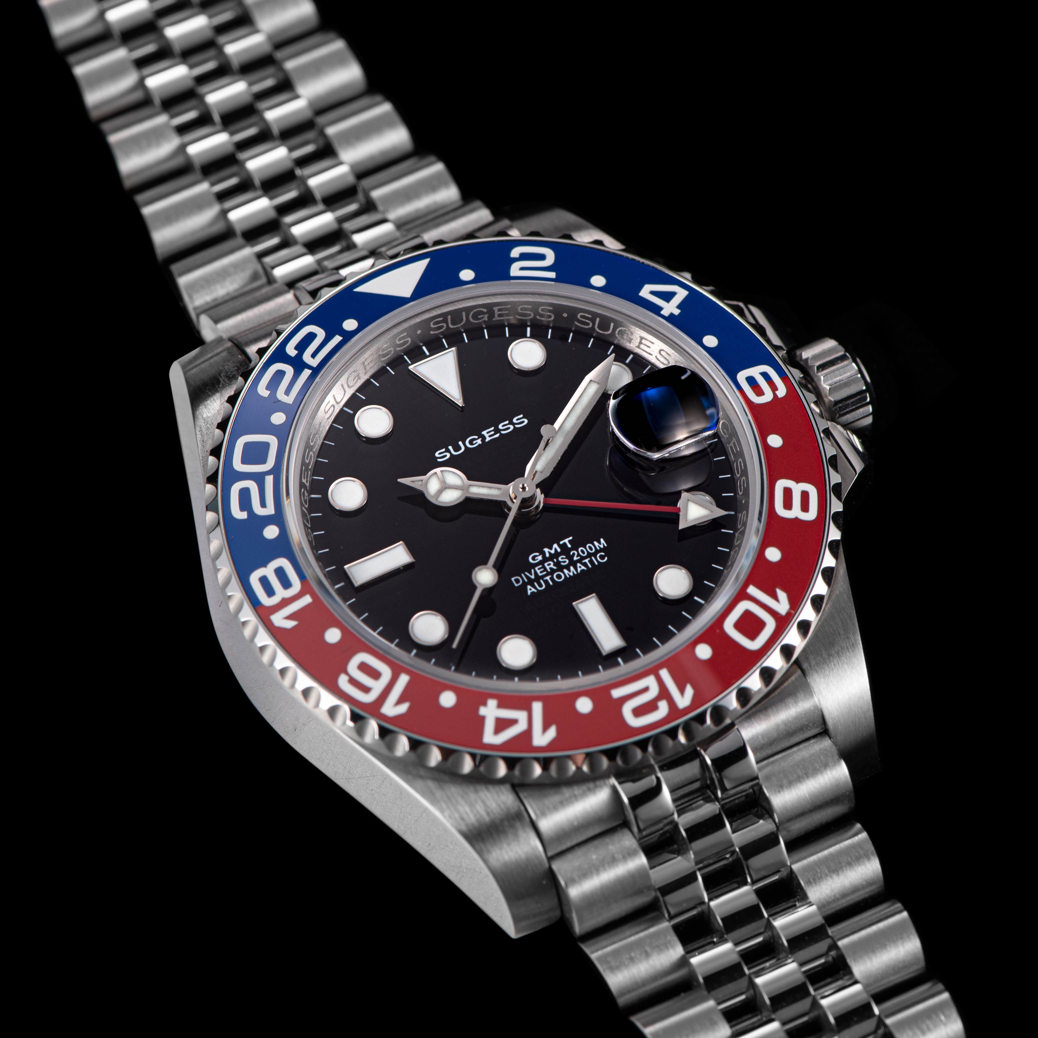 GMT DIVER'S SU126710BLRO V2 Red & Blue Bezel-TIME.SHOP