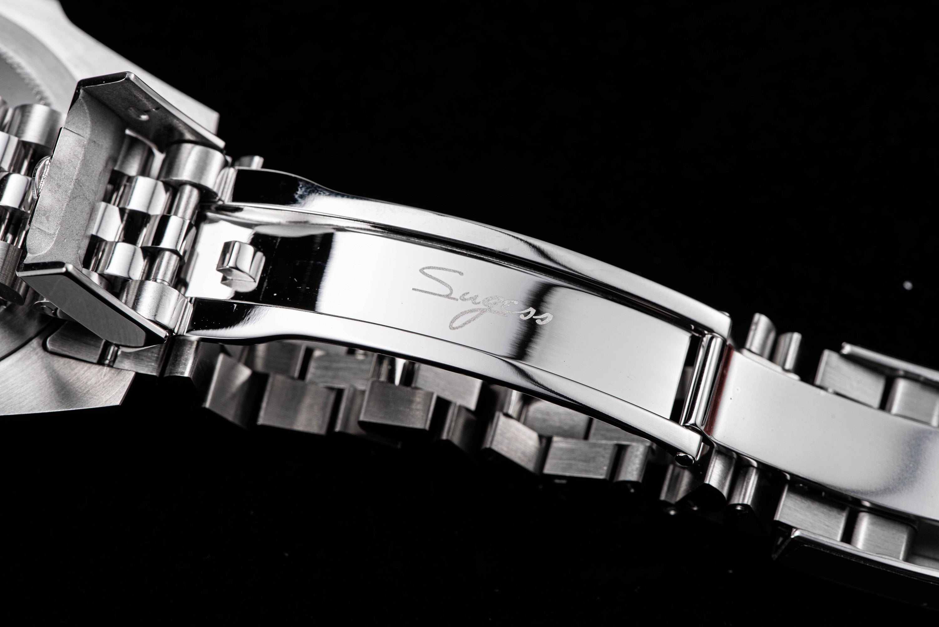 GMT DIVER'S SU126710BLRO V2 Red & Blue Bezel-TIME.SHOP