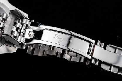 GMT DIVER'S SU126710BLRO V2 Red & Blue Bezel-TIME.SHOP