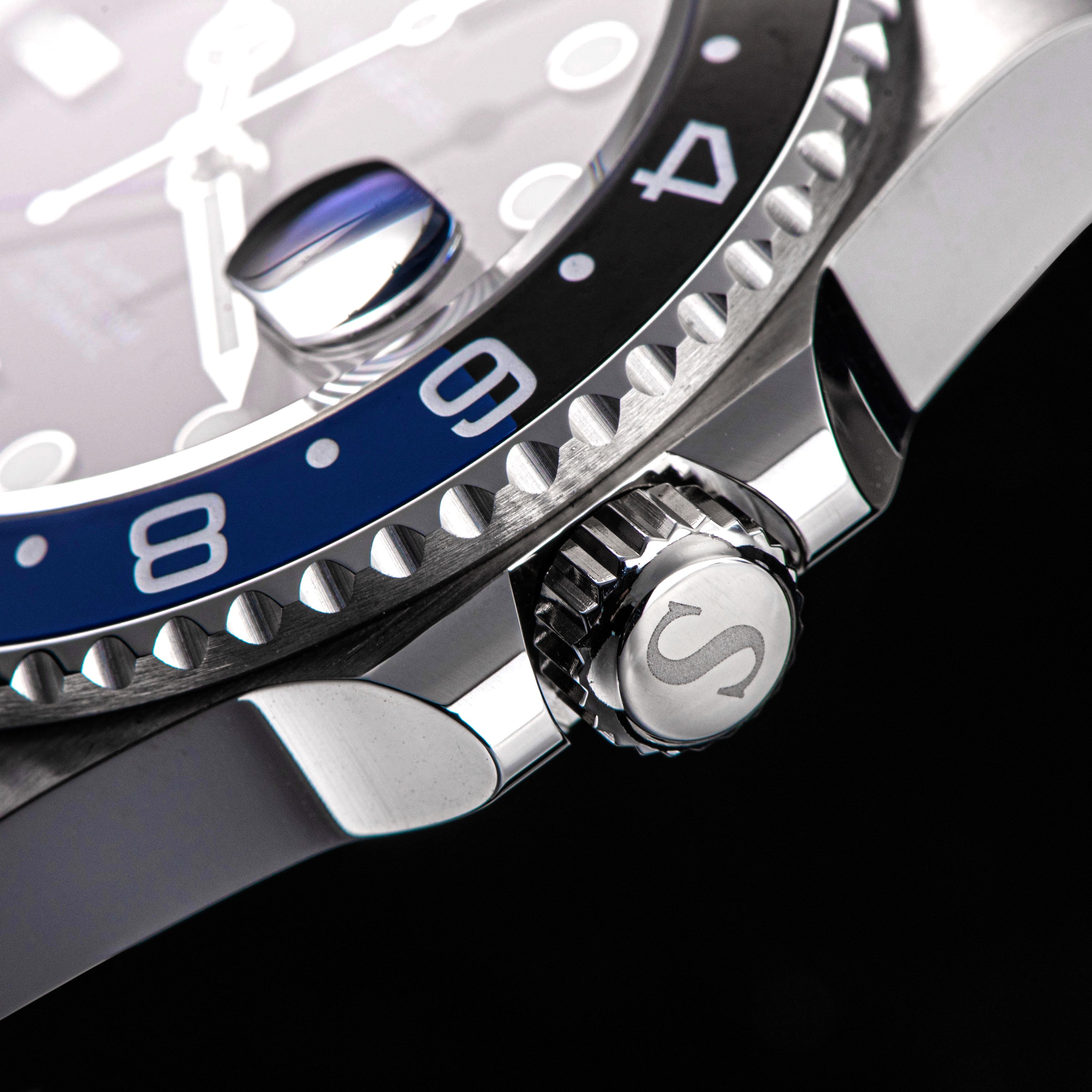 GMT DIVER'S SG126710BLNR Blue & Black Bezel Jubilee Bracelet-TIME.SHOP