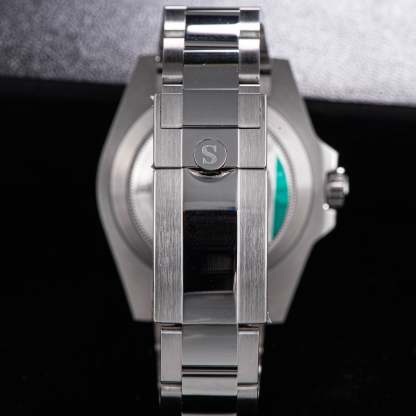 GMT DIVER'S SU126710BLRO V2 Red & Blue Bezel-TIME.SHOP