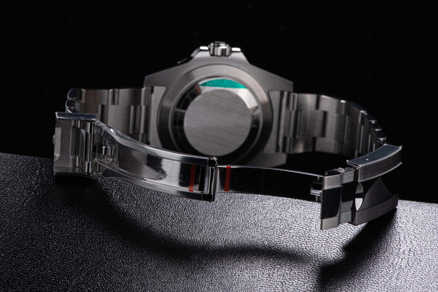 GMT DIVER'S SU126710BLRO V2 Red & Blue Bezel-TIME.SHOP