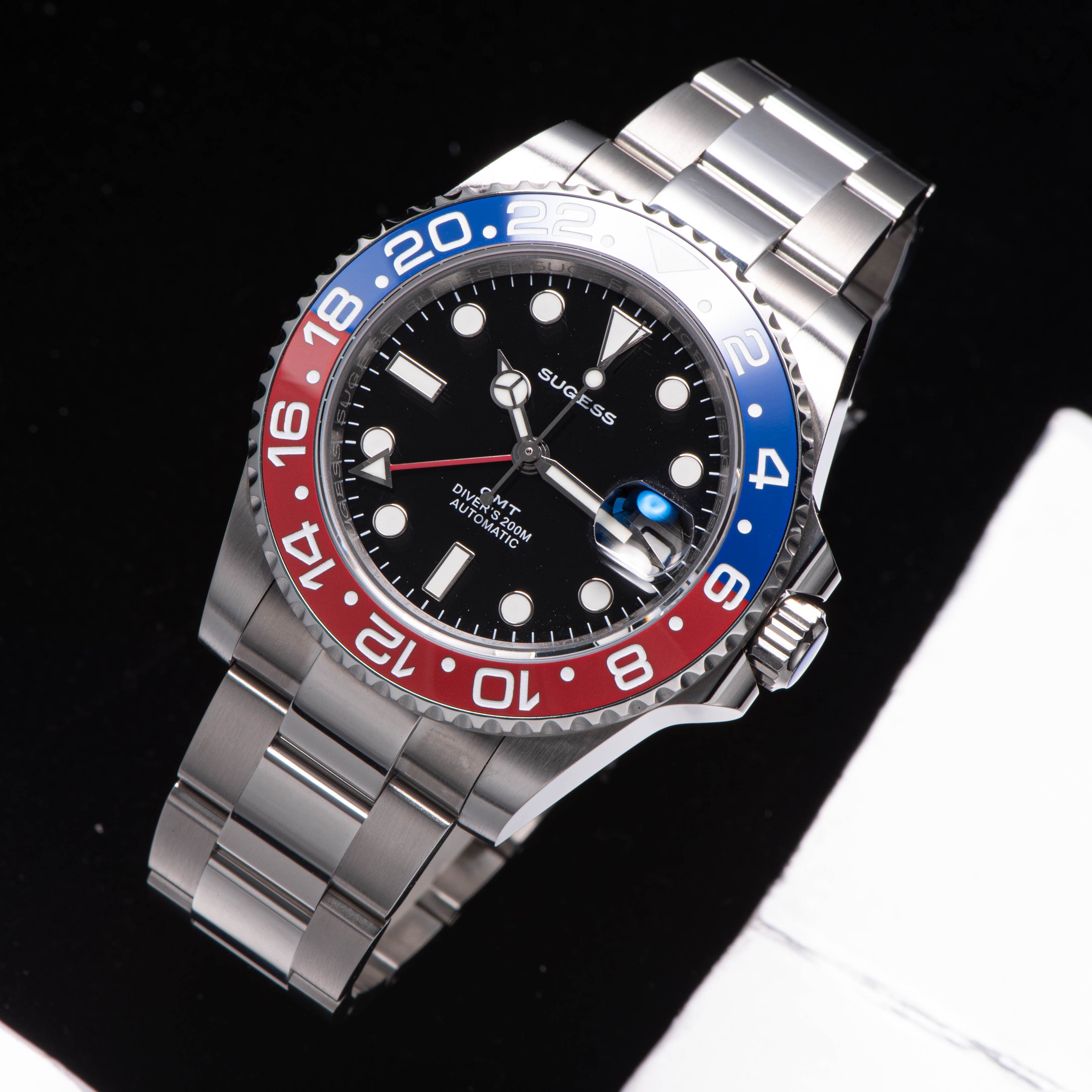 GMT DIVER'S SU126710BLRO V2 Red & Blue Bezel-TIME.SHOP