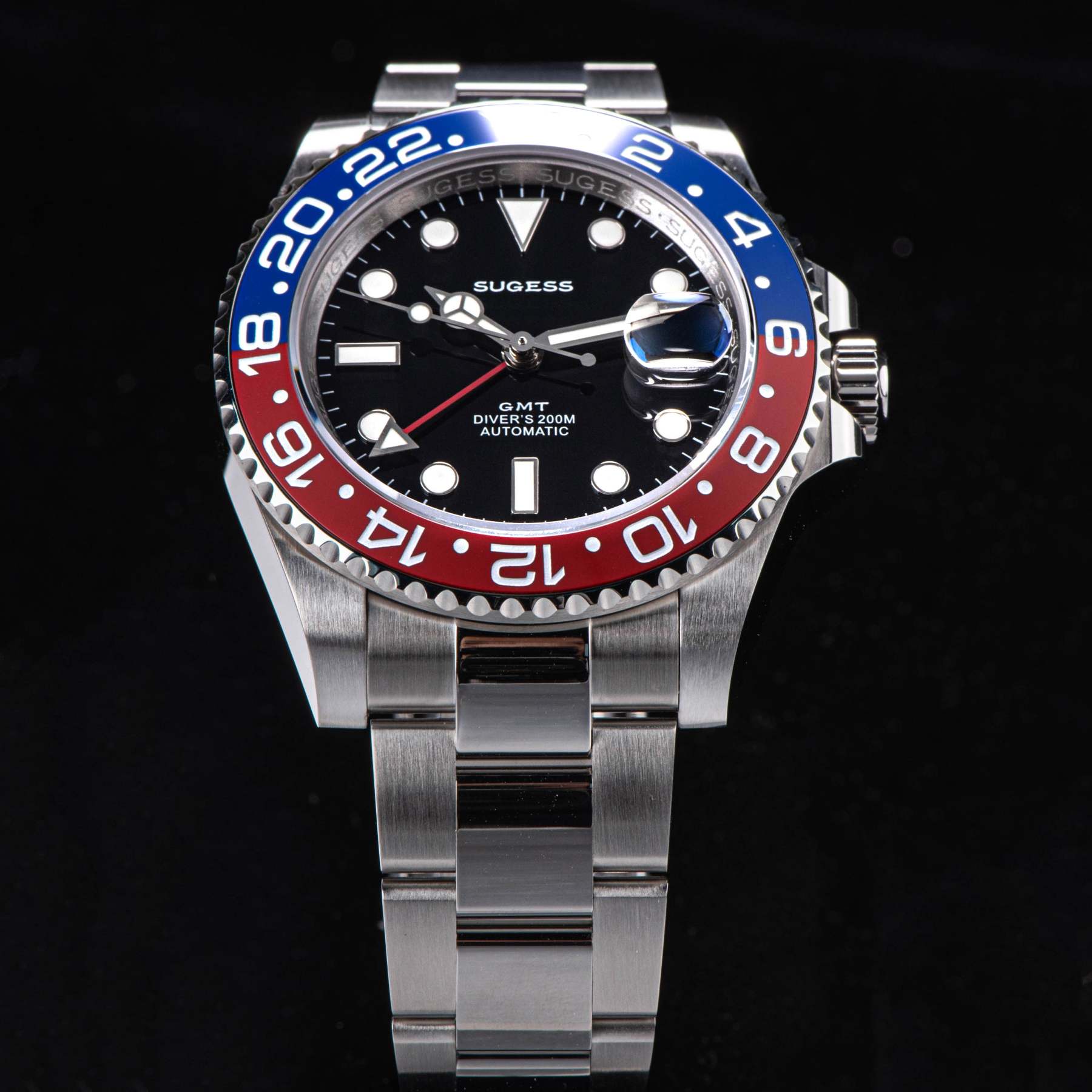 GMT DIVER'S SU126710BLRO V2 Red & Blue Bezel-TIME.SHOP