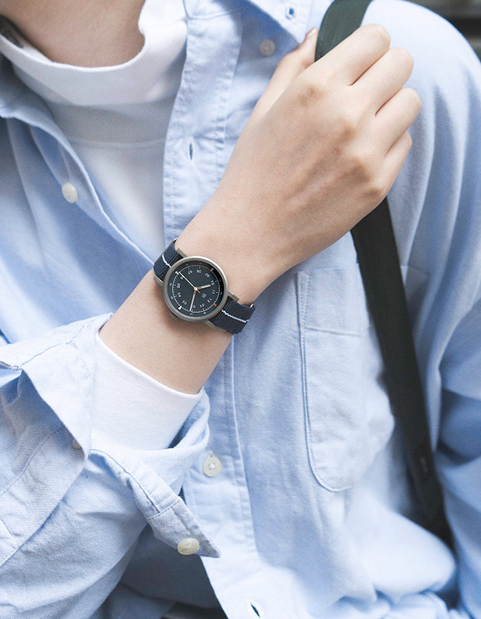 MAVEN WATCH: MUS-02 NAVY P 34MM-TIME.SHOP
