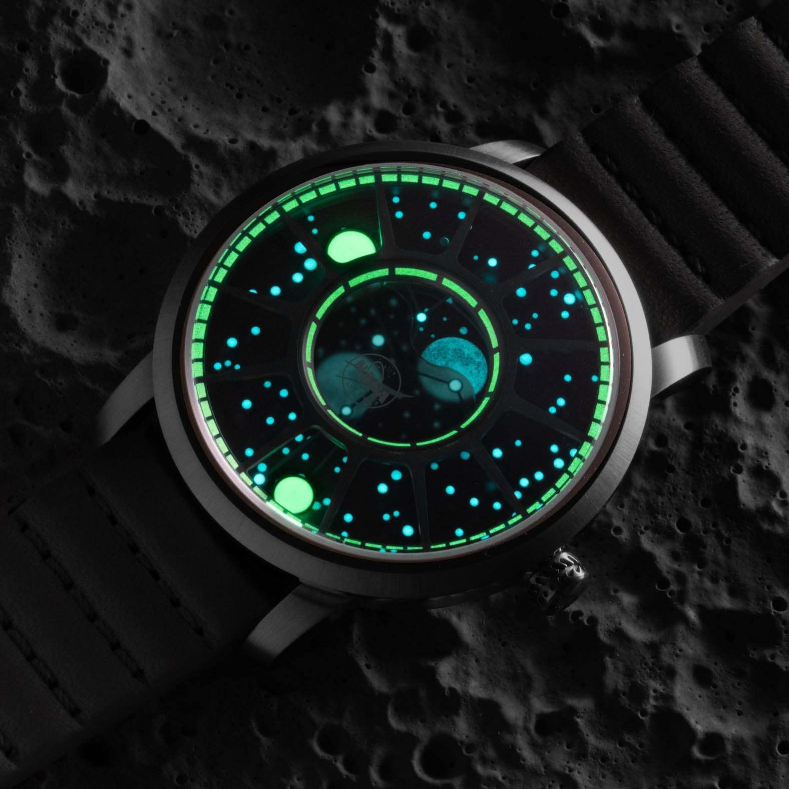 Xeric NASA Apollo 15 American Moonphase Red Dwarf-TIME.SHOP