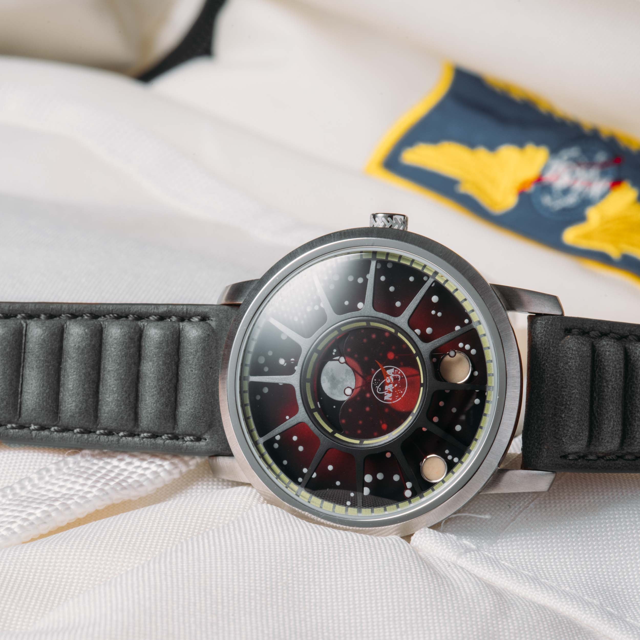 Xeric NASA Apollo 15 American Moonphase Red Dwarf-TIME.SHOP