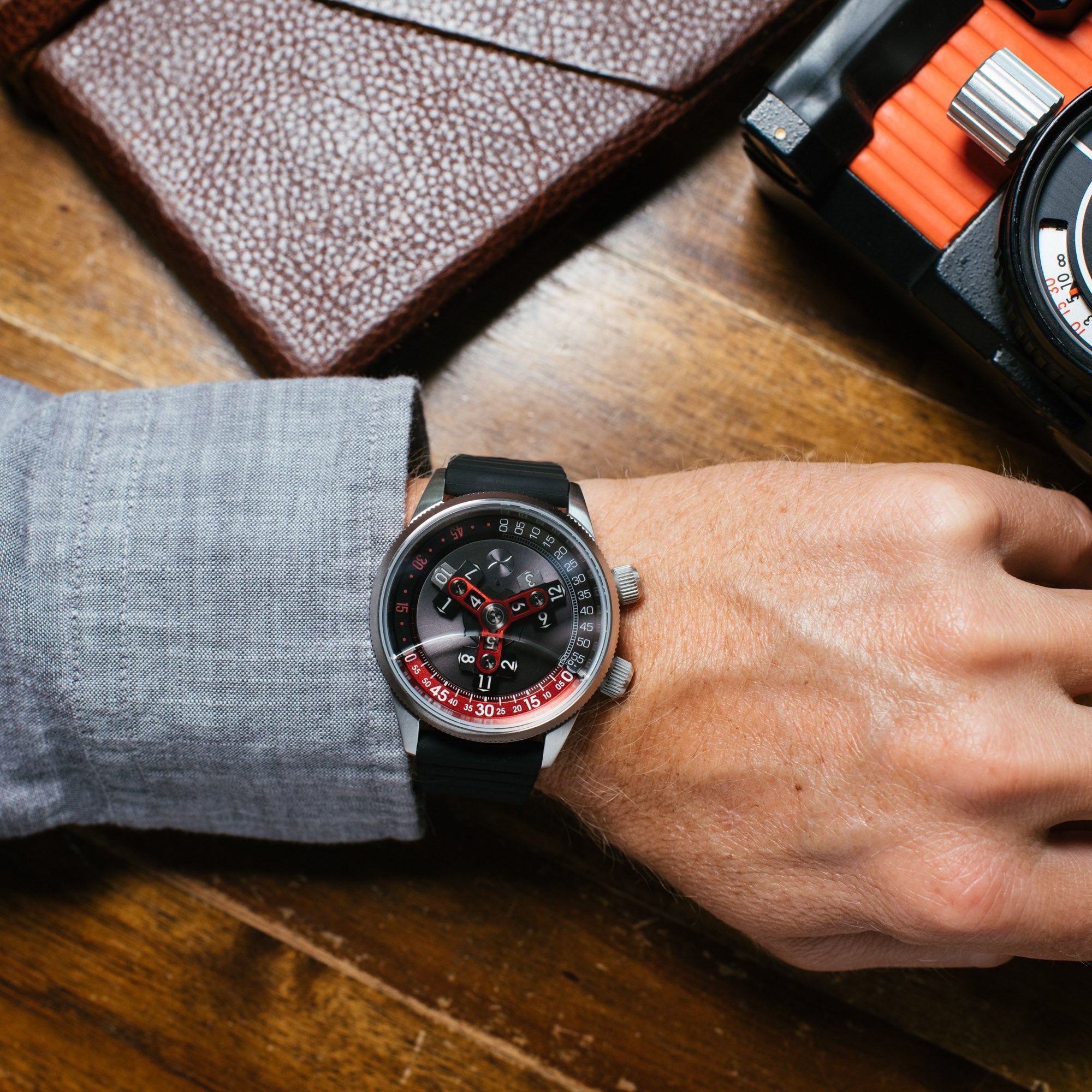 Xeric Vendetta II Automatic Wandering Hour Black Gray Red-TIME.SHOP
