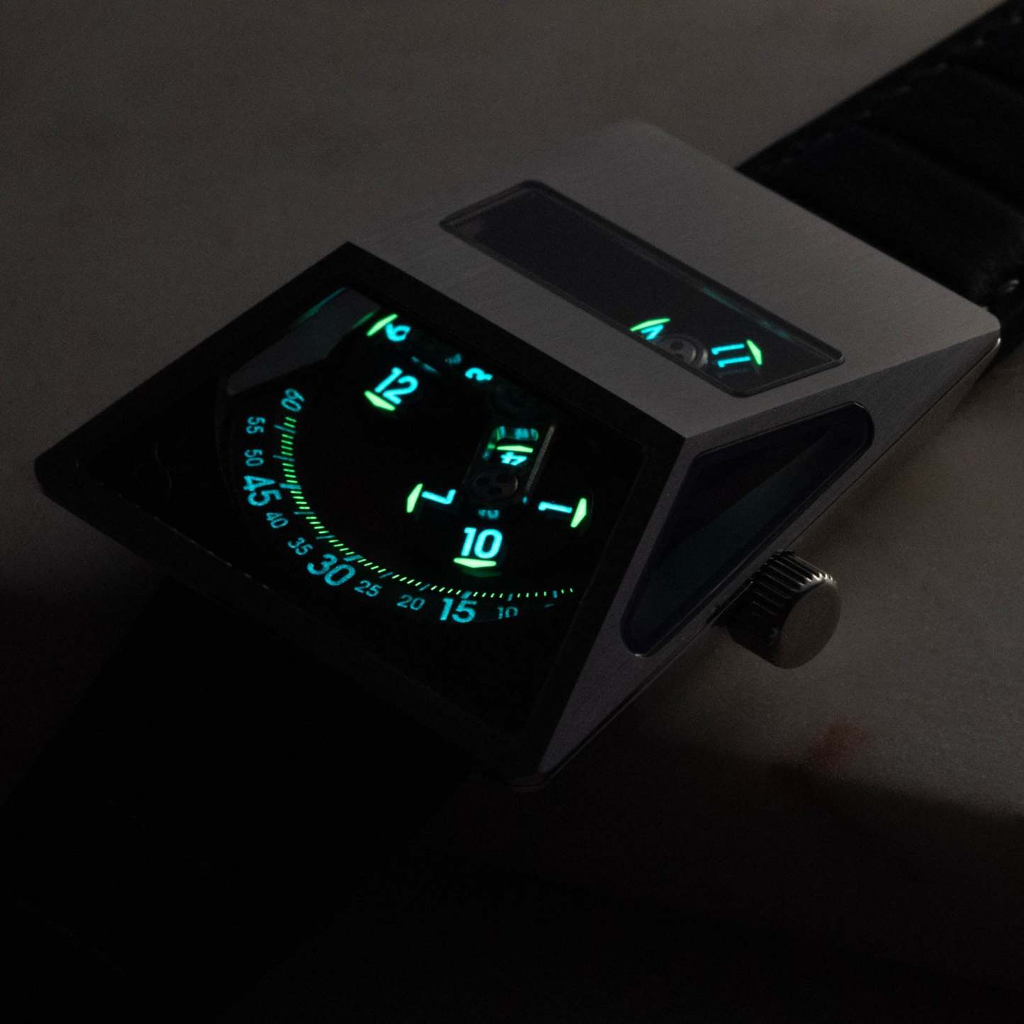 Xeric Vendetta X Wandering Hour Automatic Black Oxblood-TIME.SHOP